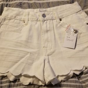 OandOclothing Size Small White Shorts
